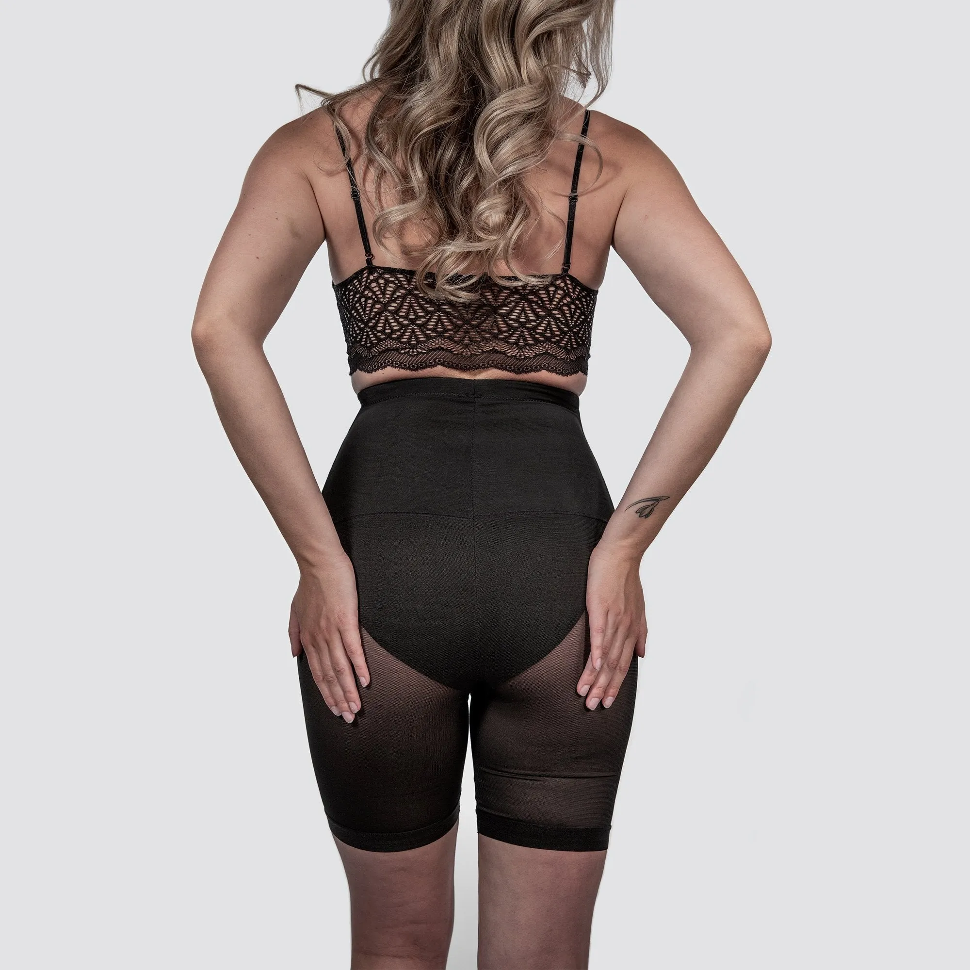 High Waisted Compression Shorts - Black