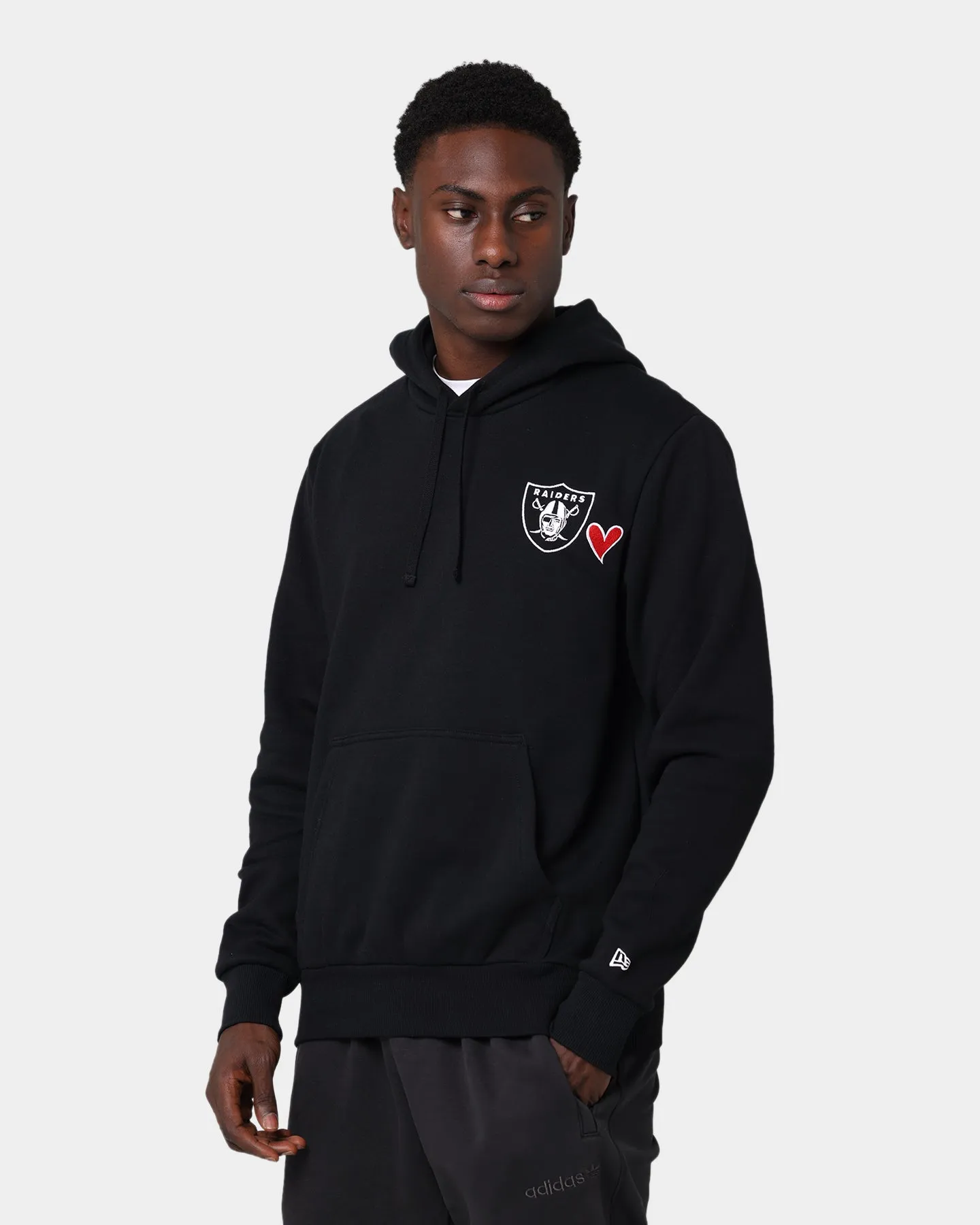 New Era Las Vegas Raiders Heart Hoodie Black