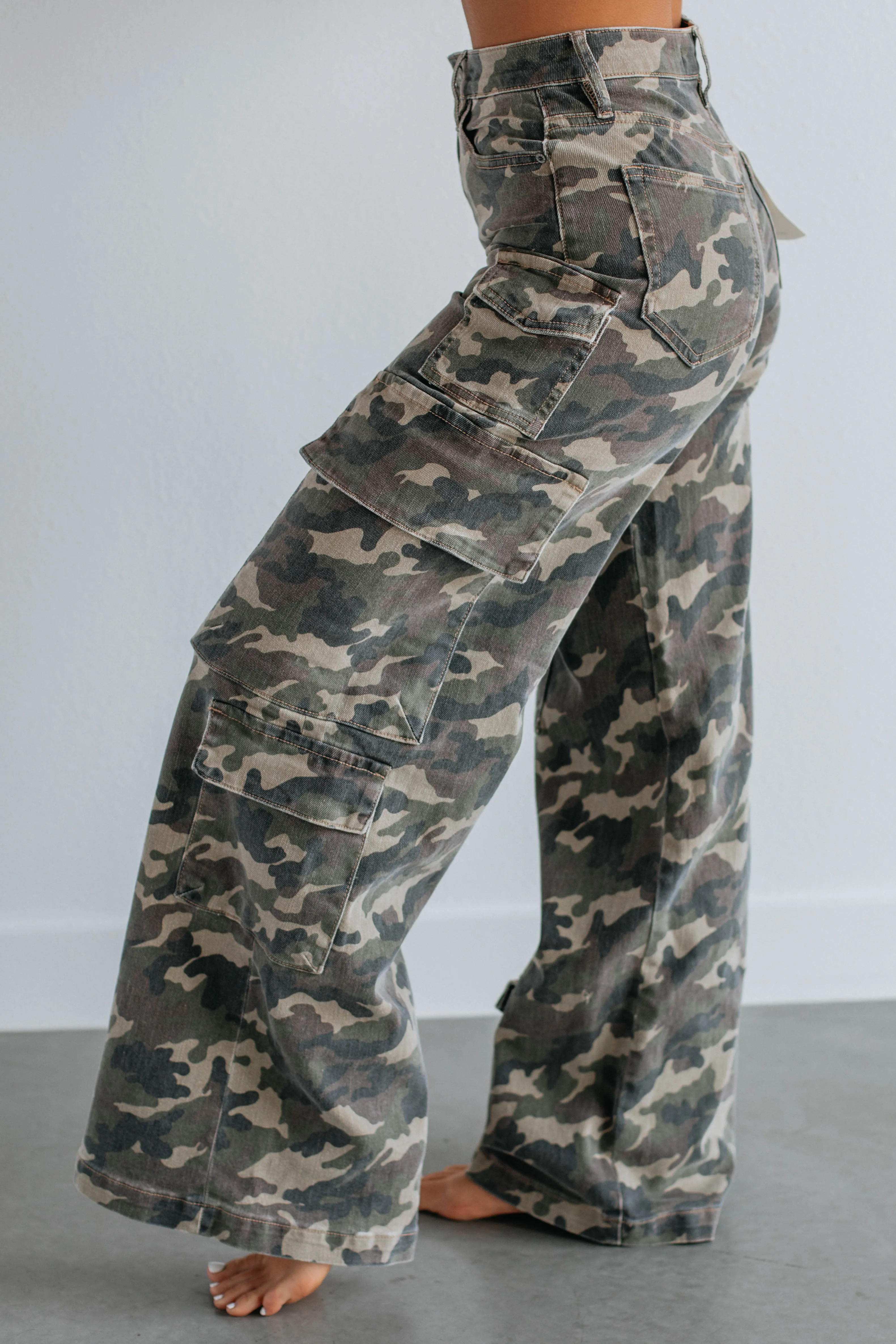 Nori Hidden Cargo Jeans - Camouflage