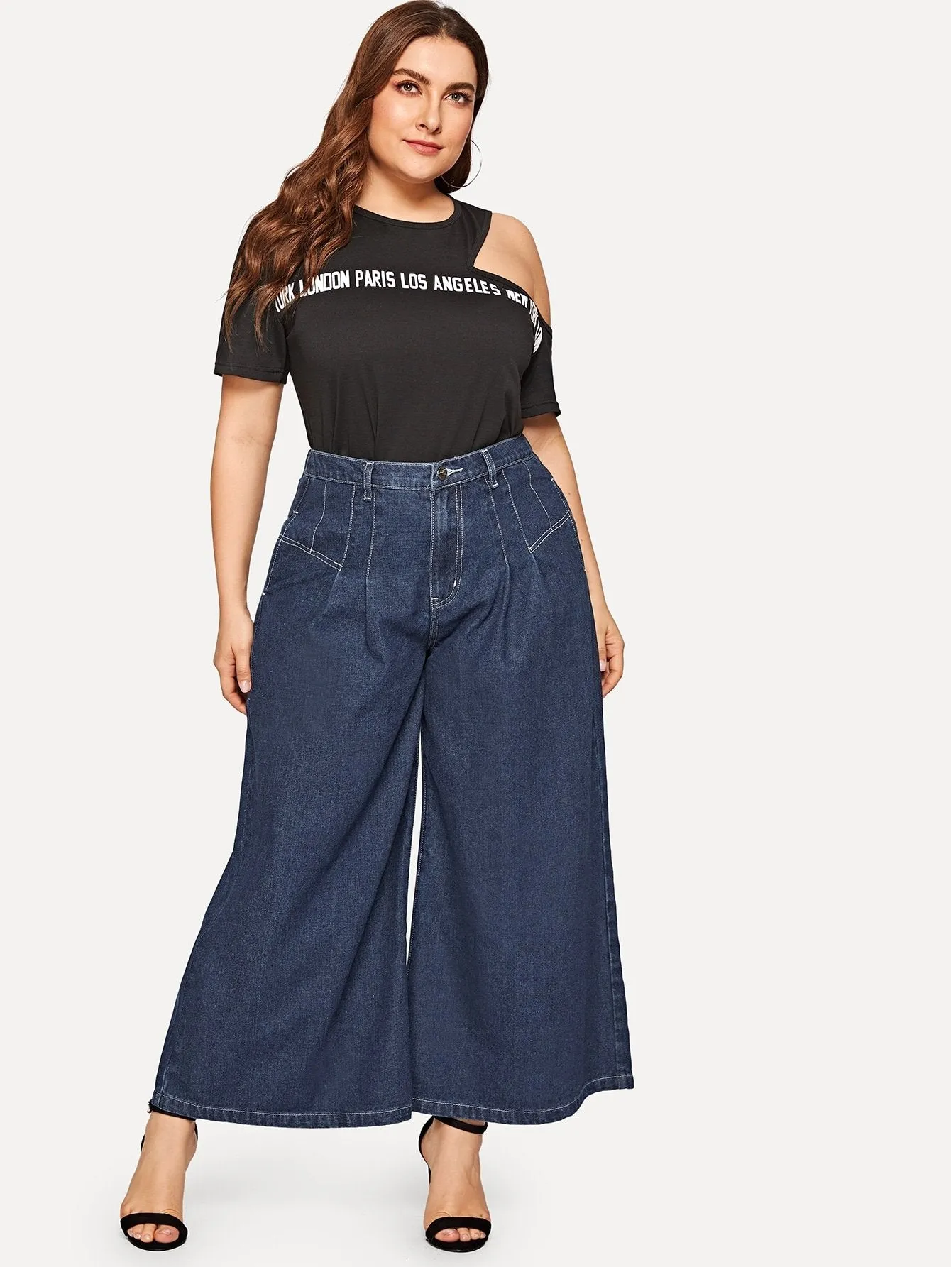 Plus Wide Leg Jeans